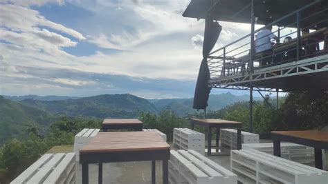 Let's Slow Down Like a Local Together: Gullas Heights .